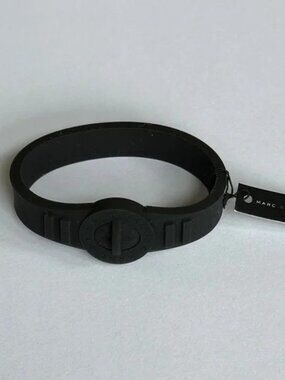 Marc By Marc Jacobs Black Silicone Rubber Standard Turnlock Bracelet